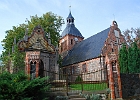 Renaincancekirche und Friedhof in Bristow : Kirche, Friedhof